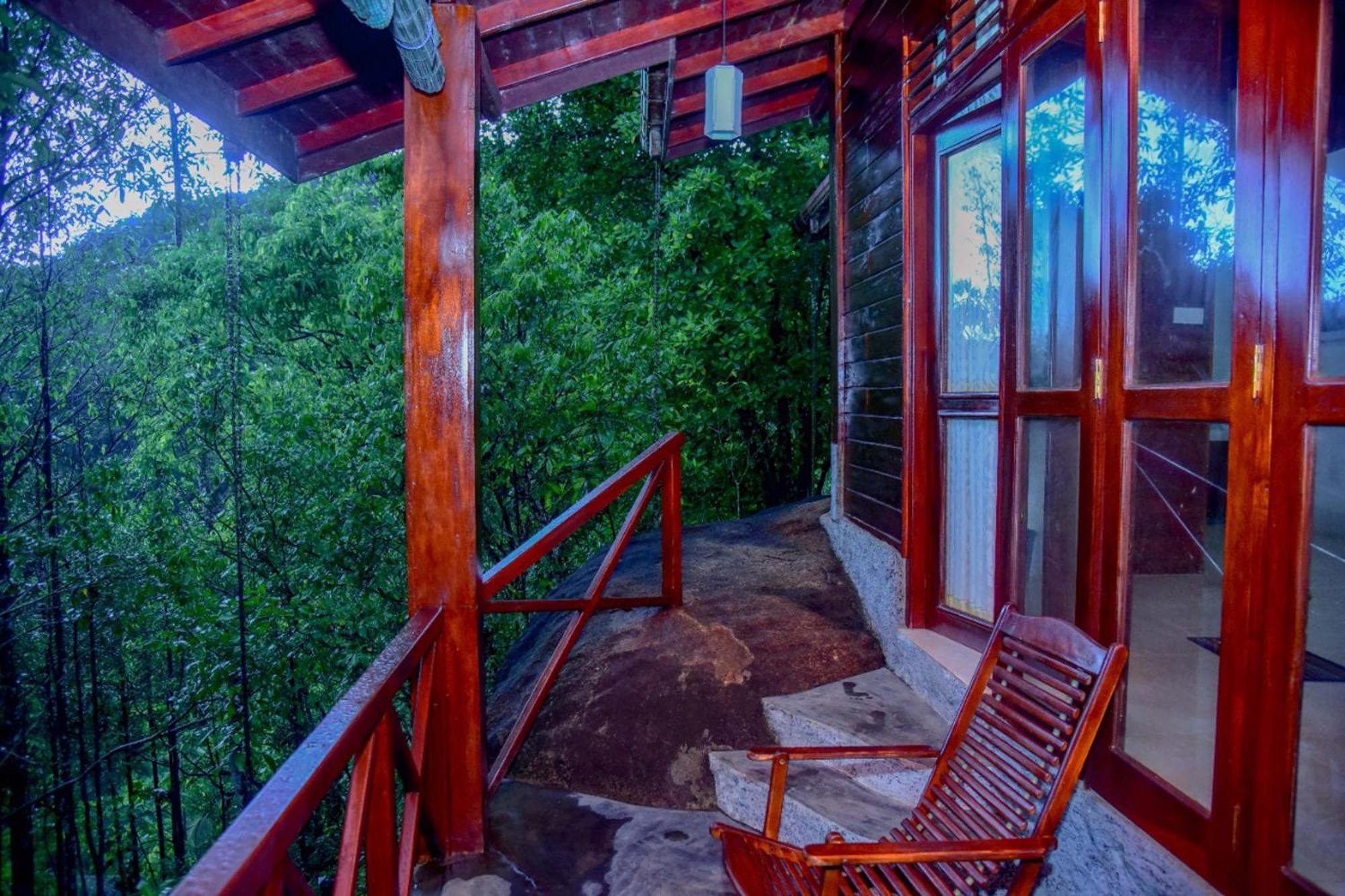 ホテル Sinharaja Rest デニヤヤ エクステリア 写真
