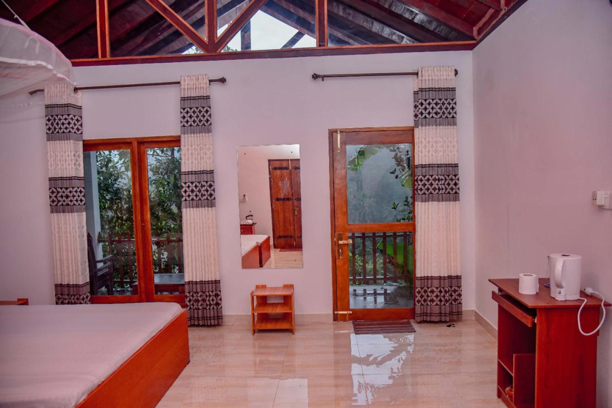 ホテル Sinharaja Rest デニヤヤ エクステリア 写真